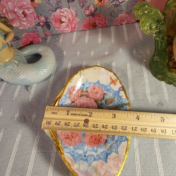 DECOUPAGE CLAM SHELL DECOUPAGE FLOWERS TRINKET DISH - Picture 9 of 10